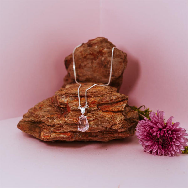 COLAR GOTA COM ZIRCONIA