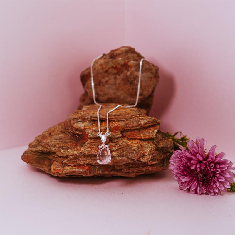 COLAR GOTA COM ZIRCONIA